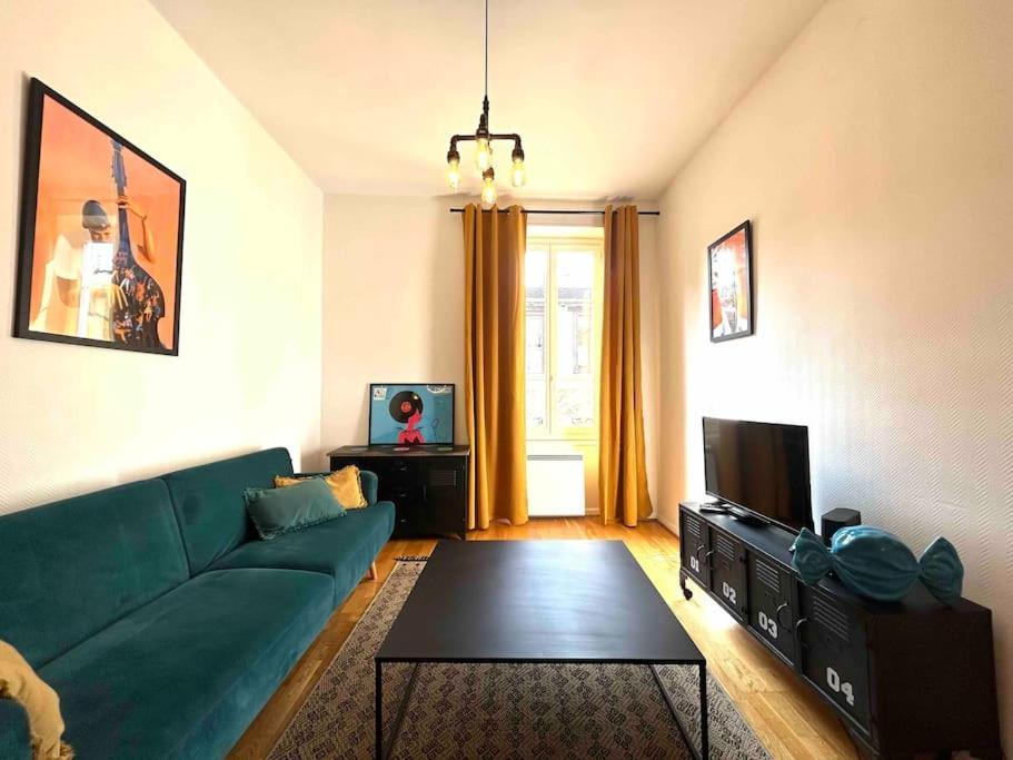Apartment Magnifique T2 Place De La Cathedrale Et Passerelle