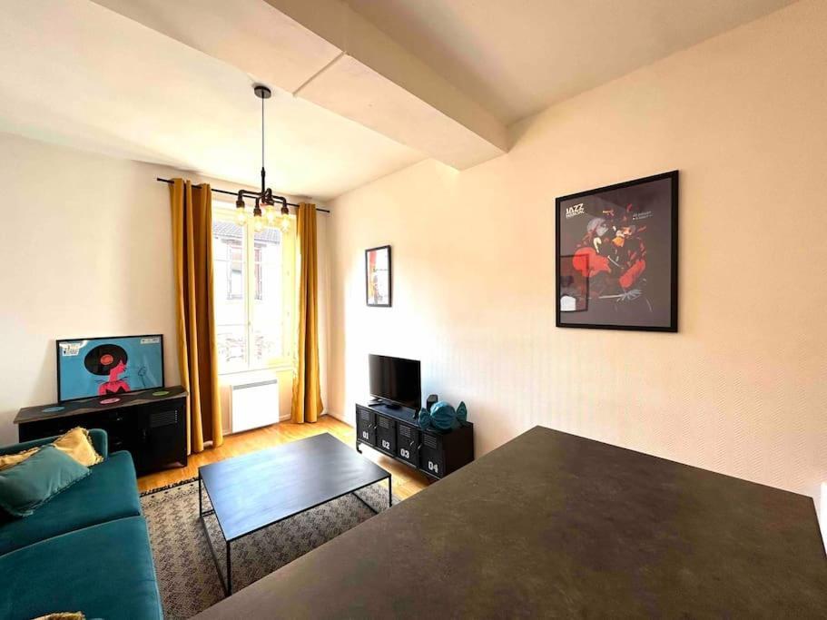 Apartment Magnifique T2 Place De La Cathedrale Et Passerelle Vienne (Isere)